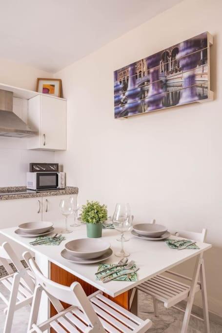 Ronda De Triana 45 Appartement Sevilla
